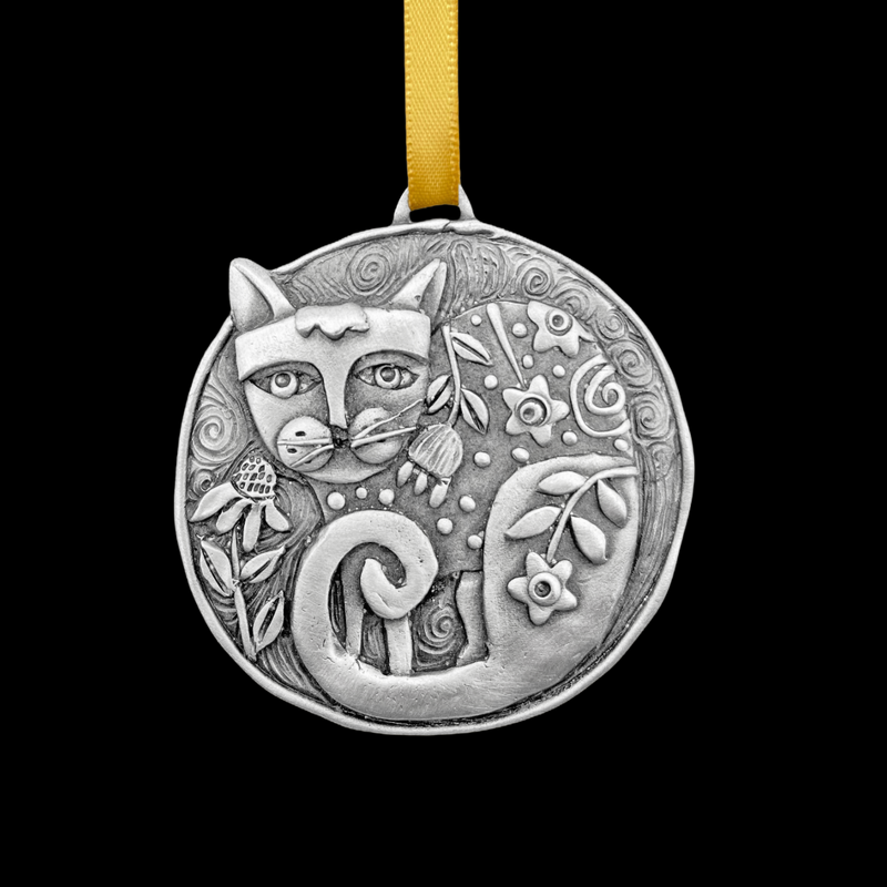 Leandra Drumm "Daisy Cat" Ornament