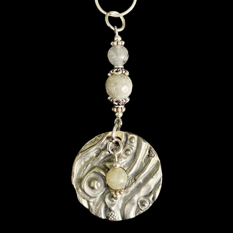 Artistic Preservation Circle & Labradorite Necklace
