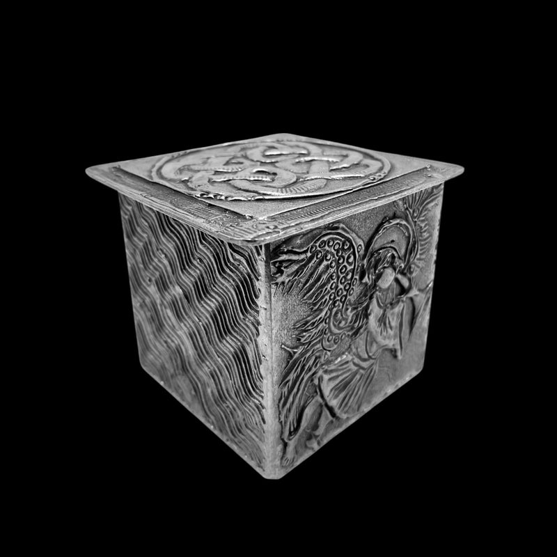 Tile Box with Celtic Knot Lid