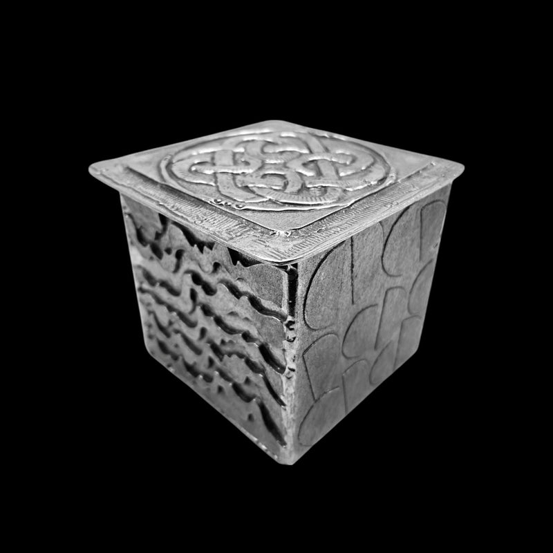 Tile Box with Celtic Knot Lid