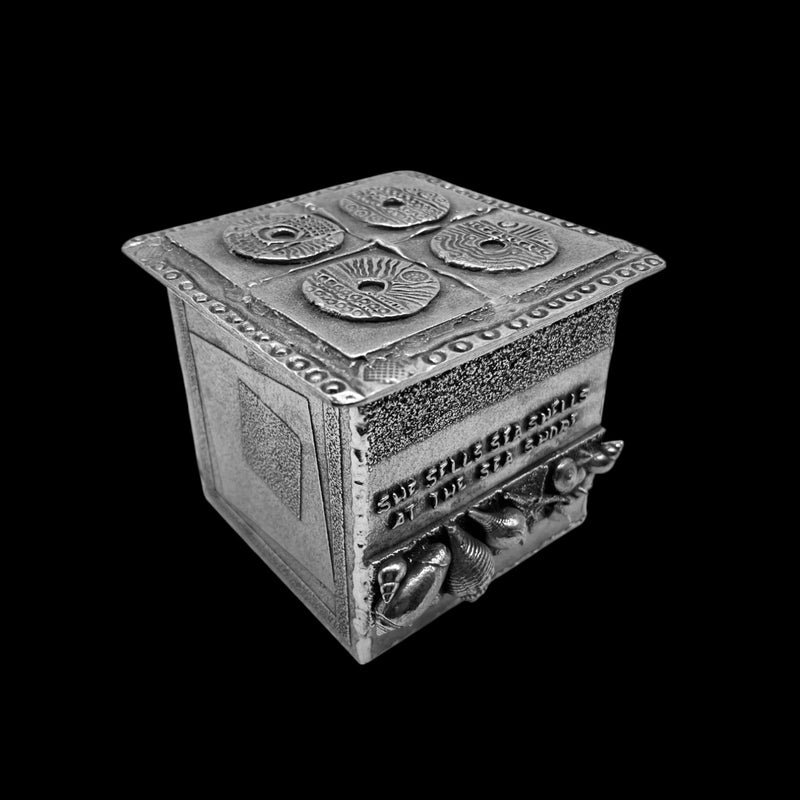 Tile Box with Abstract Discs Lid