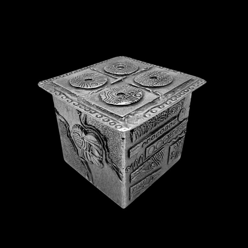 Tile Box with Abstract Discs Lid