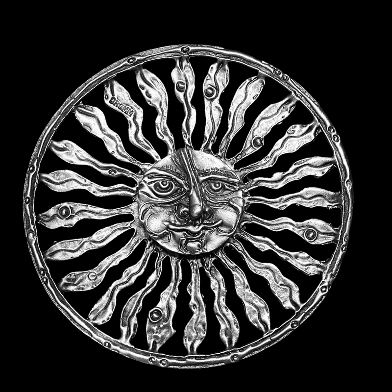 Sun Face with Narrow Rays