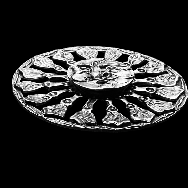 Sun Face with Flaring Rays