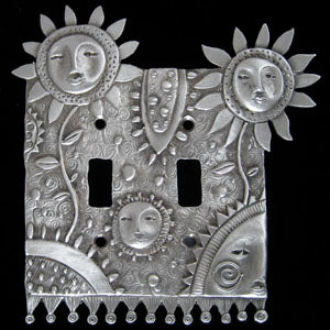 Leandra Drumm Flower Faces Double Switchplate