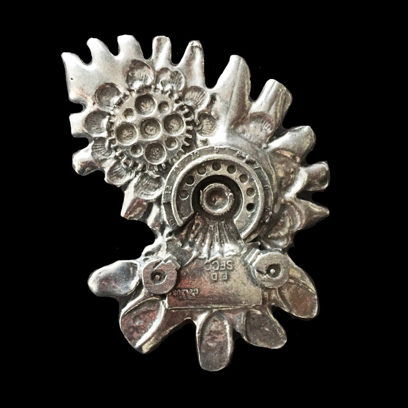 Large Gear Flower Pin