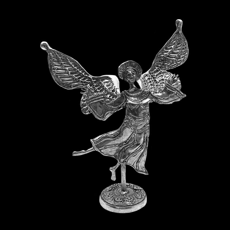 Clapping Angel on Base