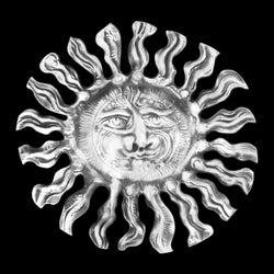 Open Rays Round Sun with Oval Face