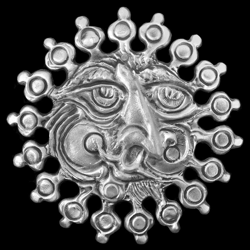 Sun Face Wall Hanging with Round Bulb Rays