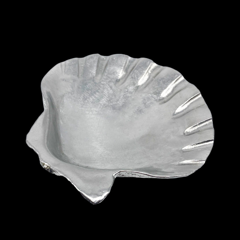 Large Clam Shell Dish