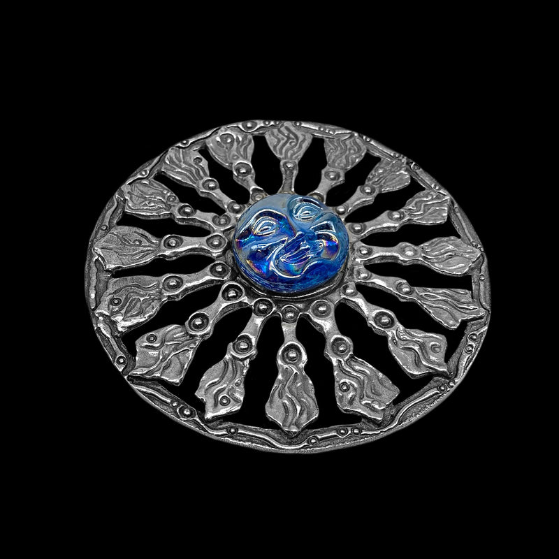 Glass Sun Face with Wide Rays