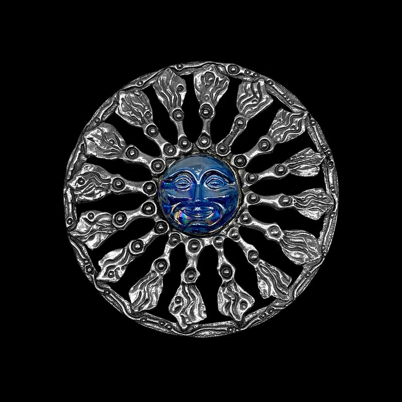 Glass Sun Face with Wide Rays