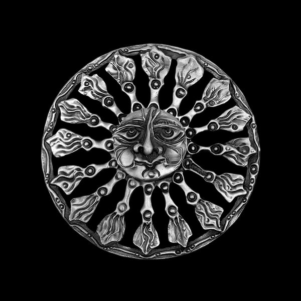Sun Face with Spade Rays