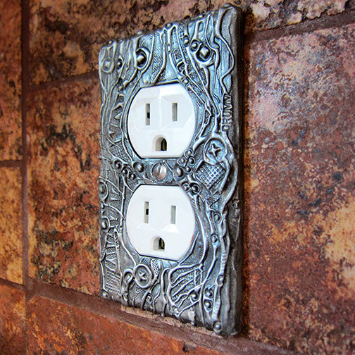 Single Outlet Plate